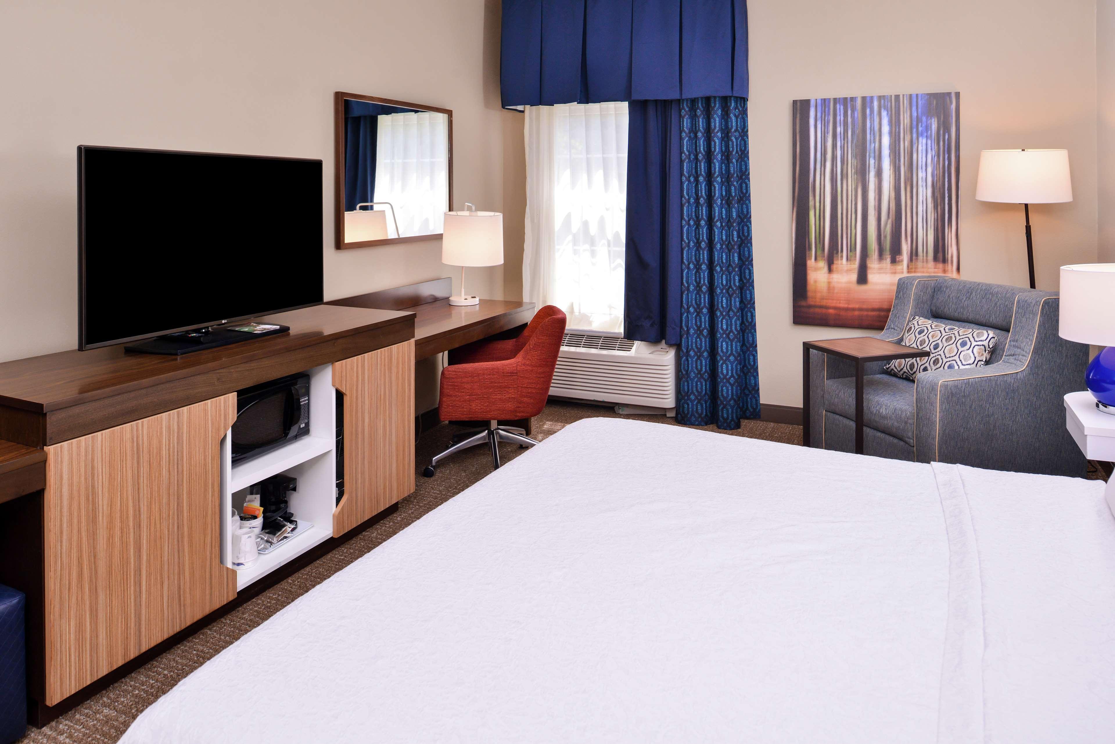 Hampton Inn Lexington Historic Area Экстерьер фото