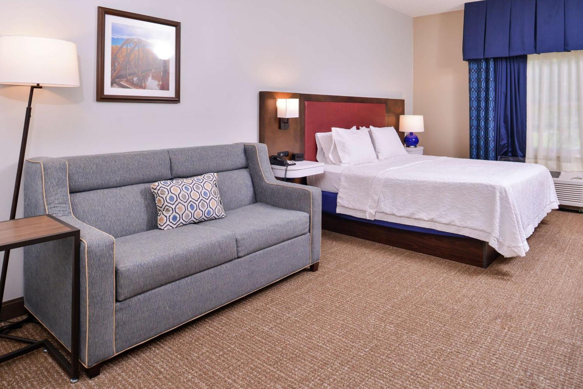 Hampton Inn Lexington Historic Area Экстерьер фото